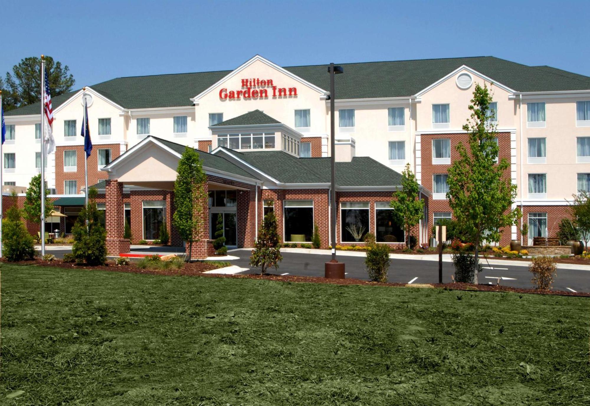 Hilton Garden Inn Atlanta/פיצ'טרי סיטי מראה חיצוני תמונה